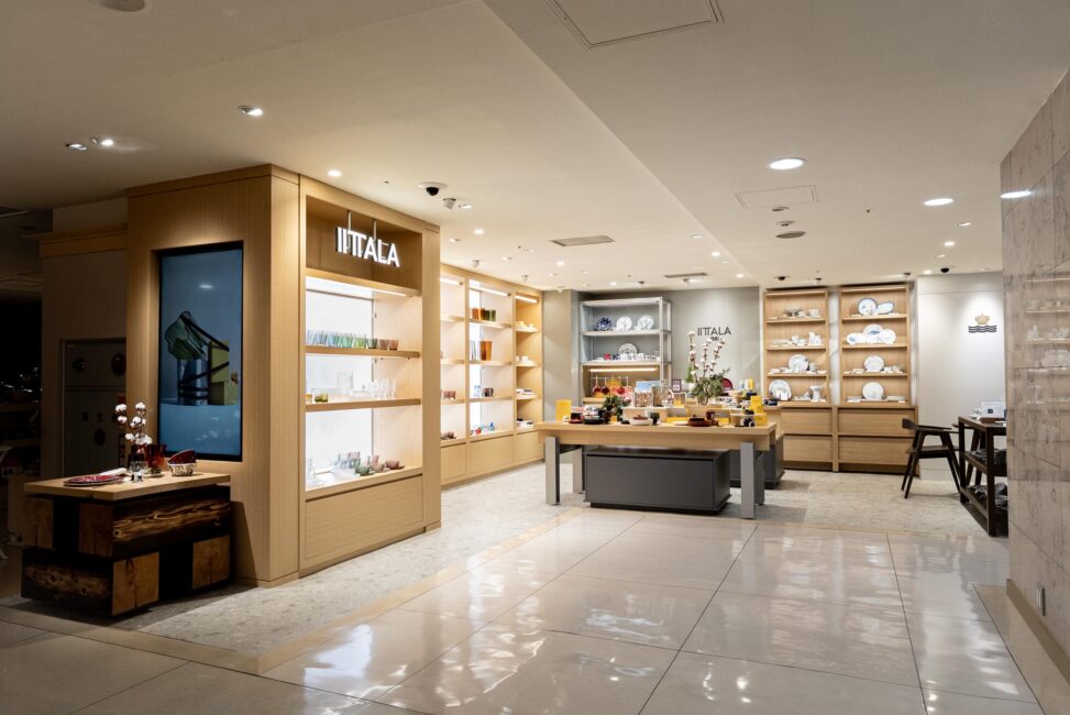 東京の百貨店内で期間限定出店をしたポップアップストアの記録撮影。ブランドの世界観・レイアウト・照明を正確に捉えた店舗写真で、記録だけでなく、プレスリリースや広報PR、SNSにも活用できる写真素材です。