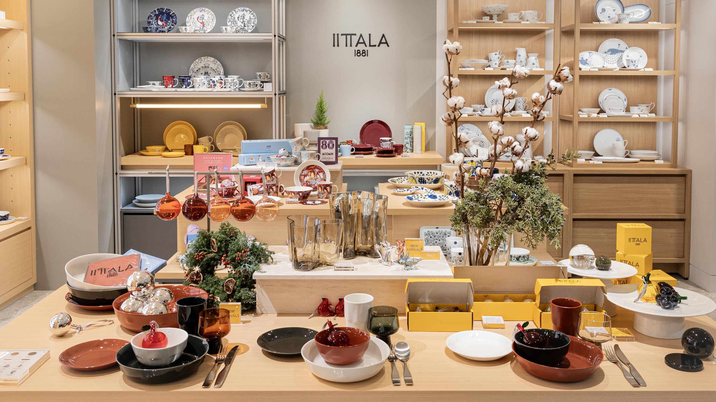 東京の百貨店内で期間限定出店をしたポップアップストアの記録撮影。ブランドの世界観・レイアウト・照明を正確に捉えた店舗写真で、記録だけでなく、プレスリリースや広報PR、SNSにも活用できる写真素材です。